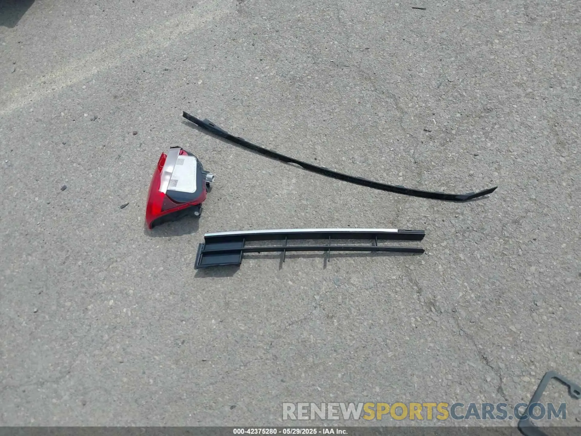 12 Photograph of a damaged car 3TMCZ5AN3KM207783 TOYOTA TACOMA 2019