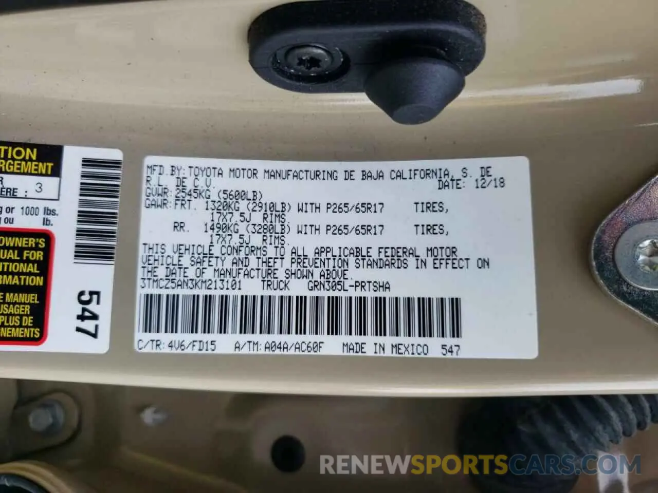 10 Photograph of a damaged car 3TMCZ5AN3KM213101 TOYOTA TACOMA 2019