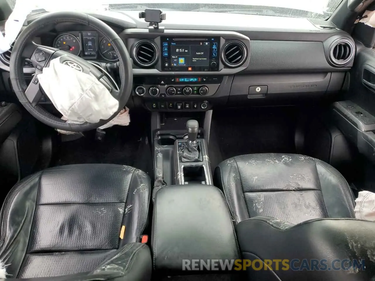 8 Photograph of a damaged car 3TMCZ5AN3KM225233 TOYOTA TACOMA 2019