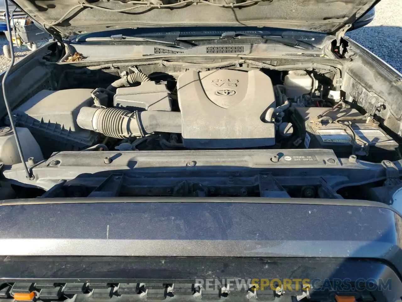 11 Photograph of a damaged car 3TMCZ5AN3KM235566 TOYOTA TACOMA 2019