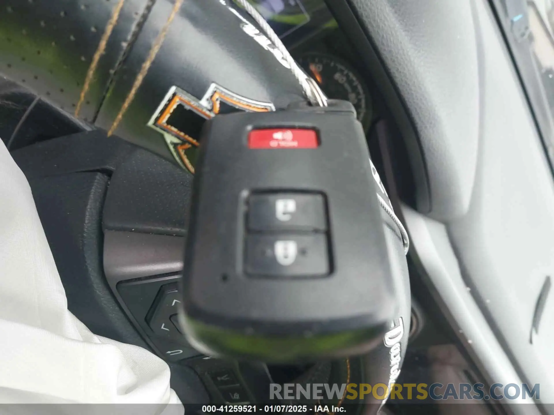 11 Photograph of a damaged car 3TMCZ5AN3KM238290 TOYOTA TACOMA 2019