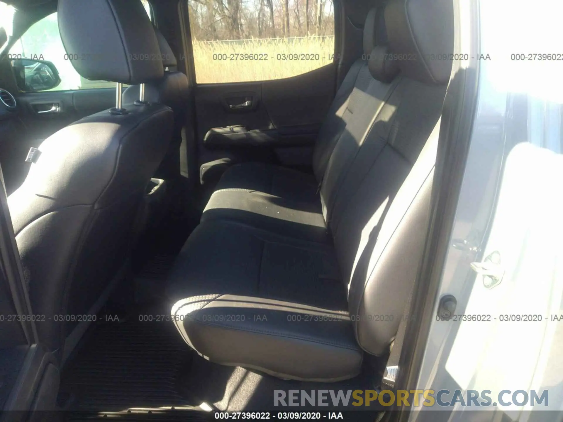 8 Photograph of a damaged car 3TMCZ5AN3KM273993 TOYOTA TACOMA 2019