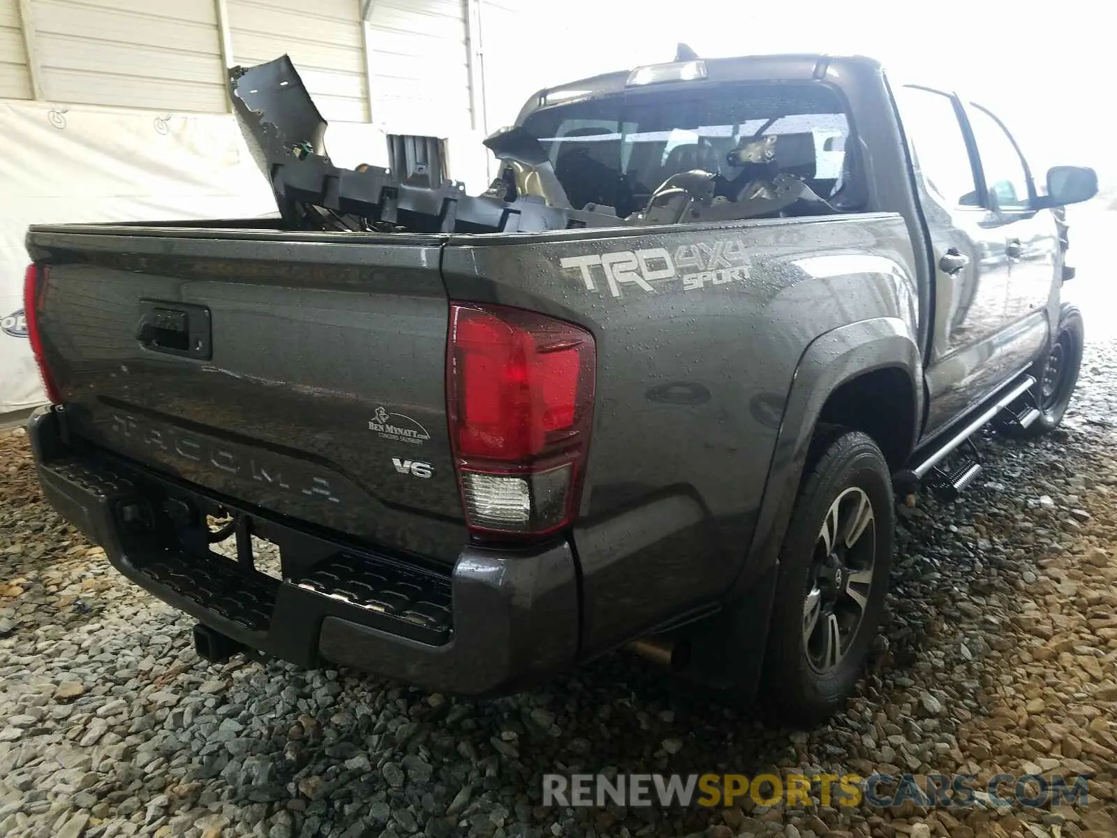 4 Photograph of a damaged car 3TMCZ5AN4KM191688 TOYOTA TACOMA 2019
