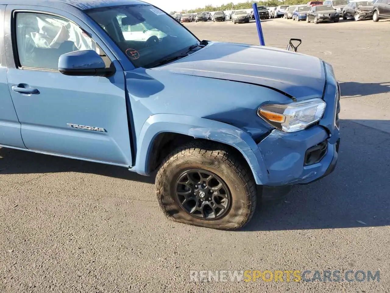 9 Photograph of a damaged car 3TMCZ5AN4KM199550 TOYOTA TACOMA 2019