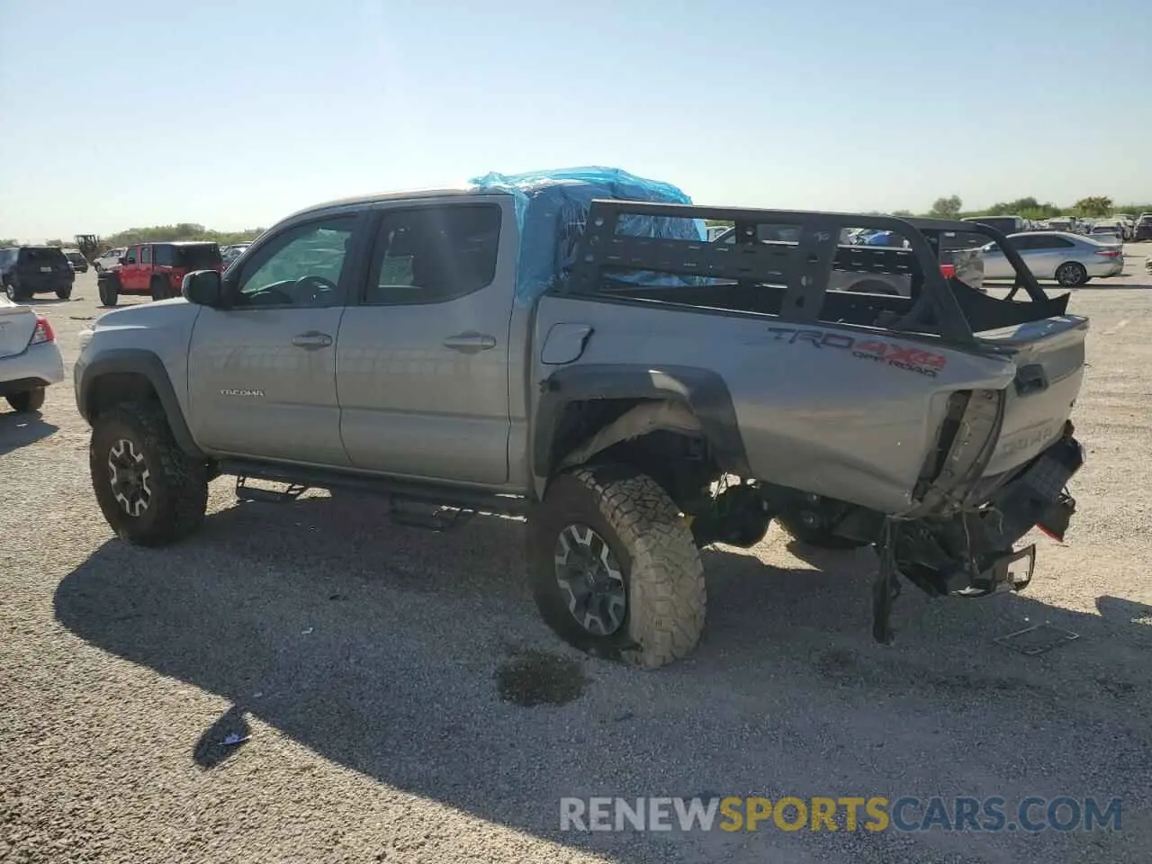 2 Photograph of a damaged car 3TMCZ5AN4KM231686 TOYOTA TACOMA 2019