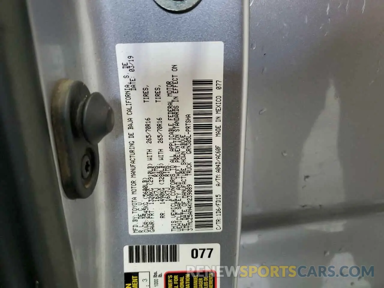 12 Photograph of a damaged car 3TMCZ5AN4KM239089 TOYOTA TACOMA 2019