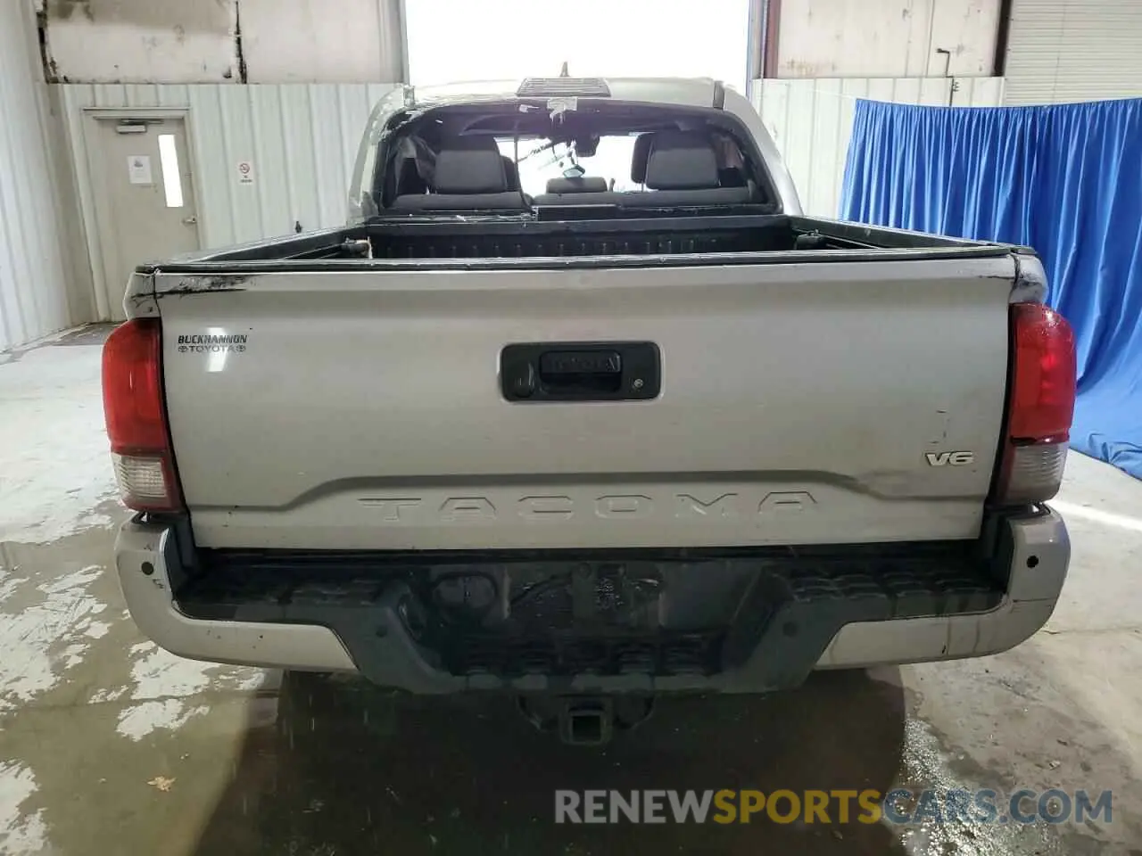 6 Photograph of a damaged car 3TMCZ5AN4KM239089 TOYOTA TACOMA 2019