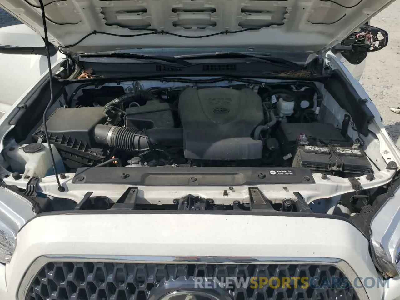 11 Photograph of a damaged car 3TMCZ5AN4KM248245 TOYOTA TACOMA 2019