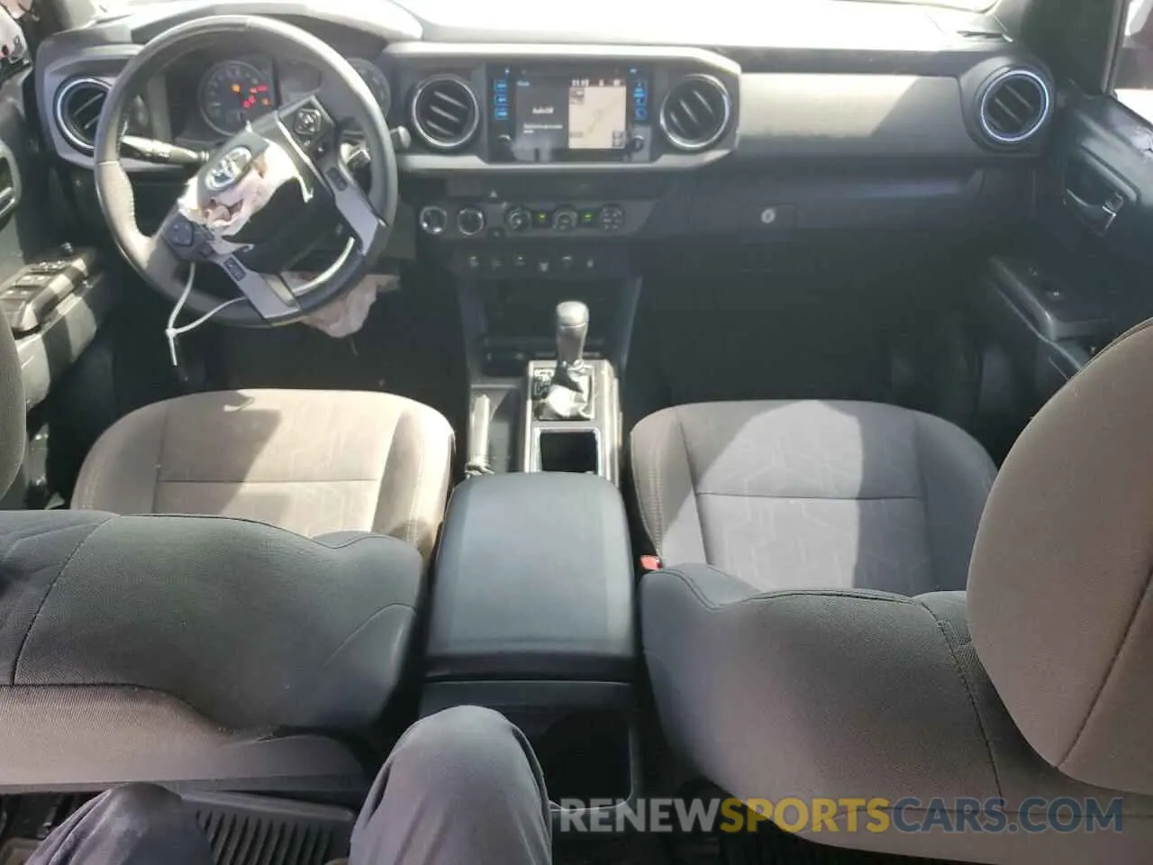 8 Photograph of a damaged car 3TMCZ5AN4KM248245 TOYOTA TACOMA 2019