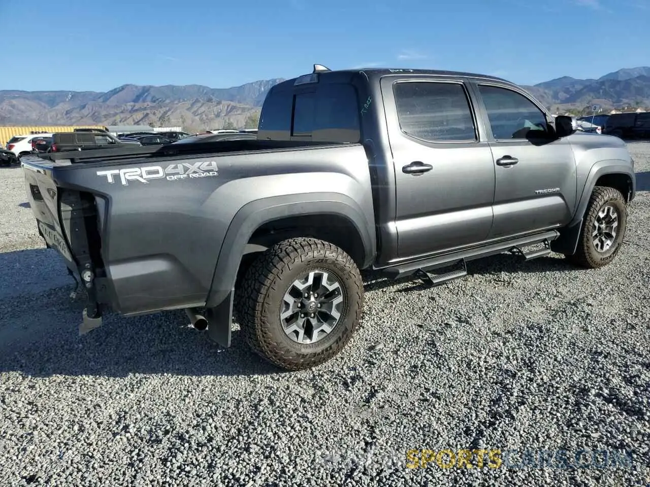 3 Фотография поврежденного автомобиля 3TMCZ5AN4KM254613 TOYOTA TACOMA 2019