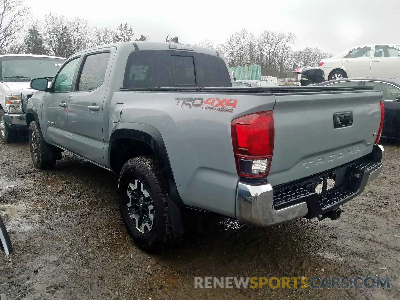 3 Photograph of a damaged car 3TMCZ5AN4KM260850 TOYOTA TACOMA 2019