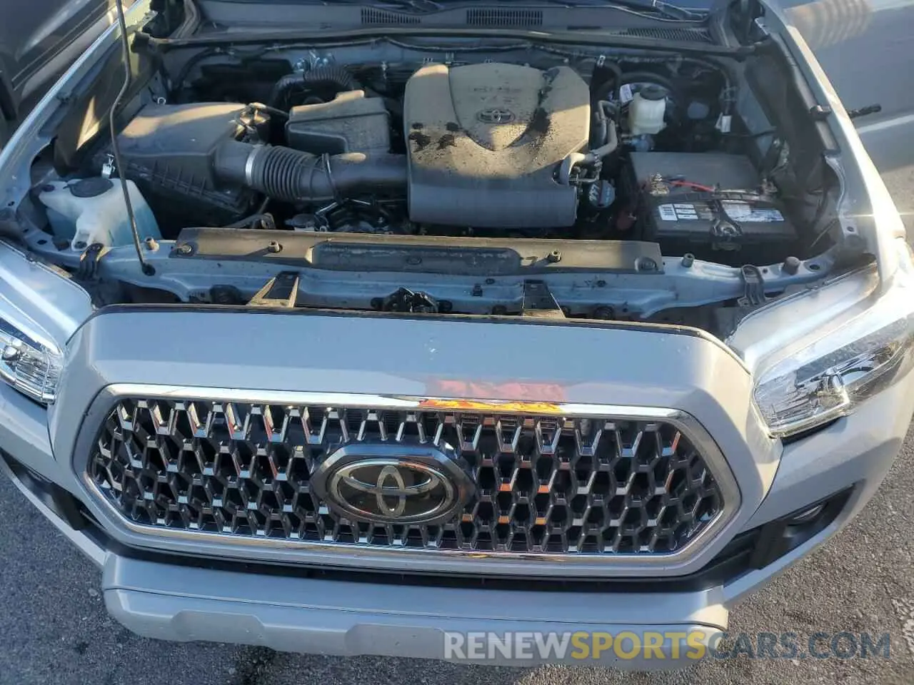 11 Фотография поврежденного автомобиля 3TMCZ5AN4KM284811 TOYOTA TACOMA 2019