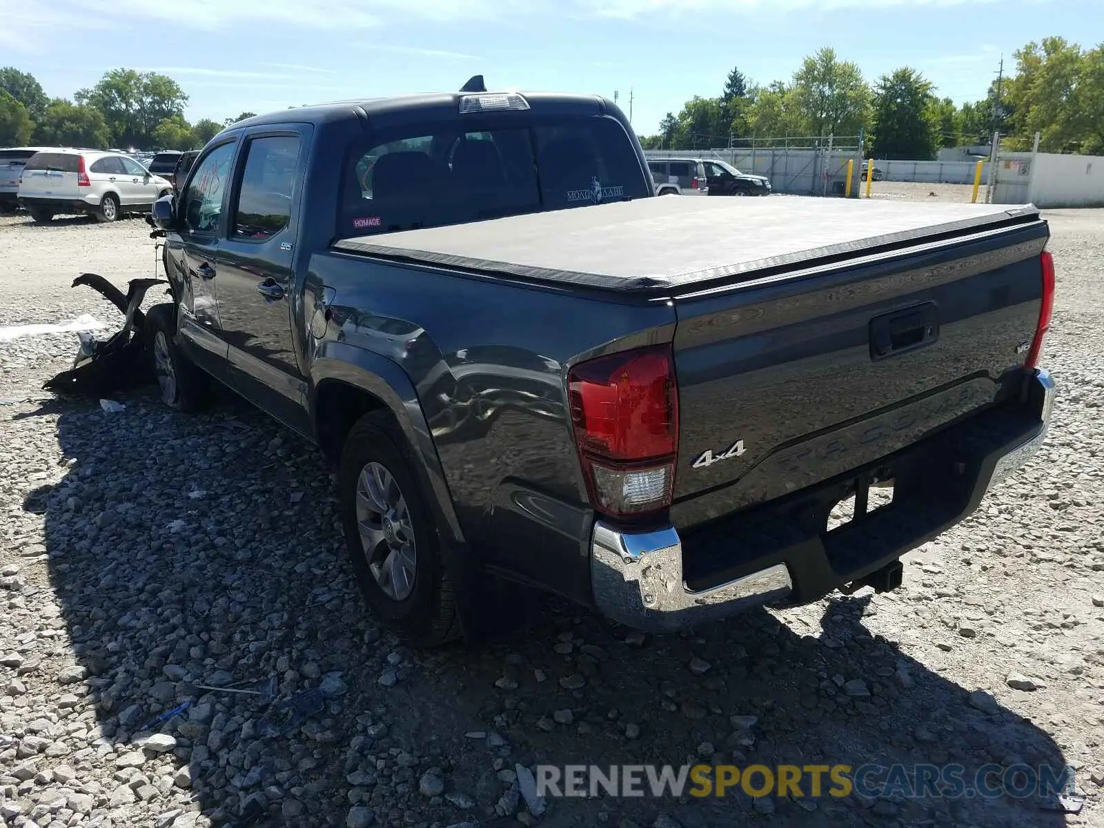 3 Photograph of a damaged car 3TMCZ5AN5KM198228 TOYOTA TACOMA 2019