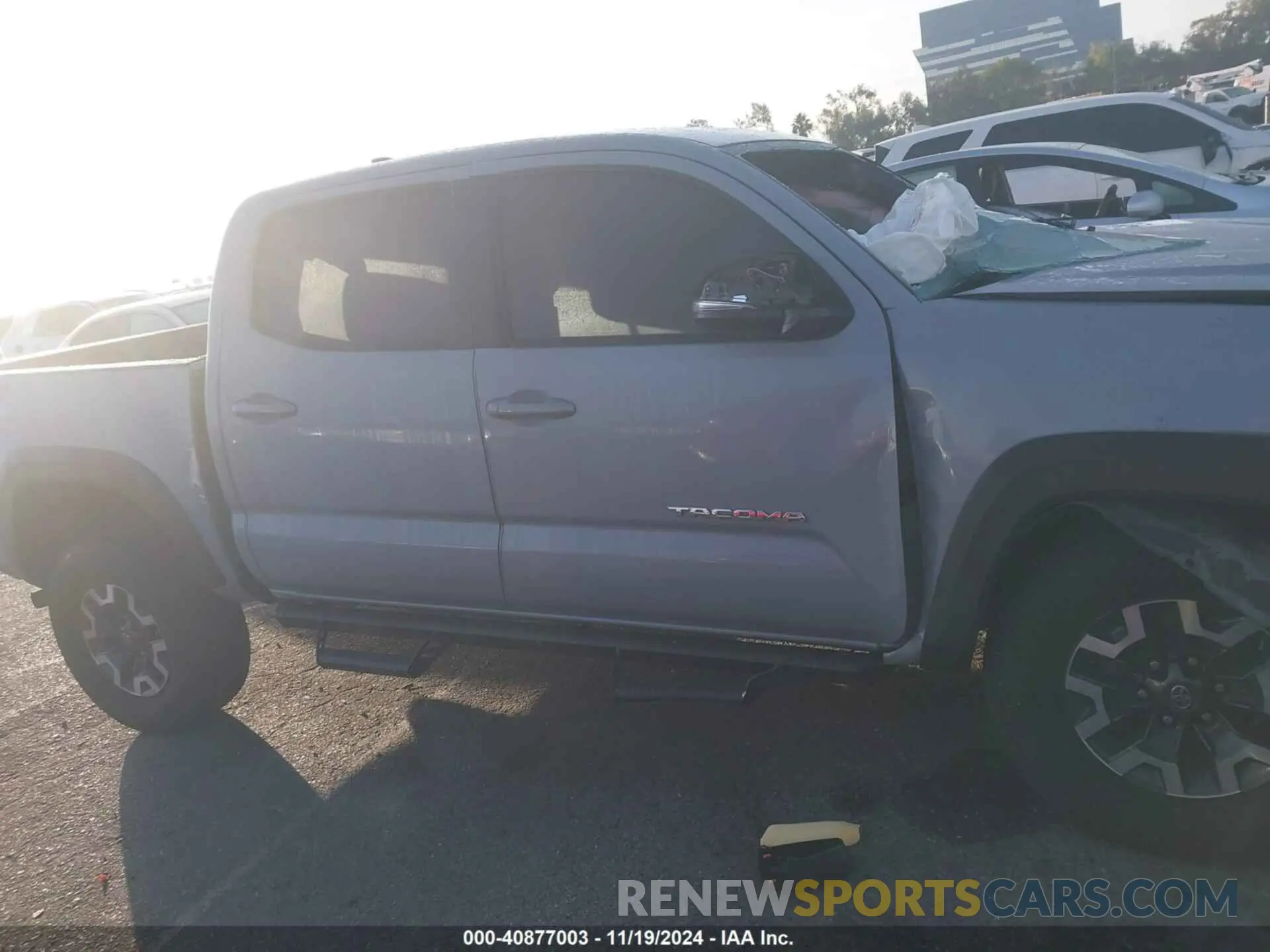 12 Photograph of a damaged car 3TMCZ5AN5KM207624 TOYOTA TACOMA 2019