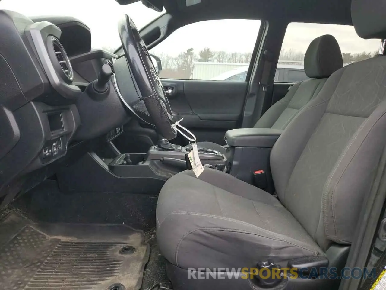 7 Фотография поврежденного автомобиля 3TMCZ5AN5KM223709 TOYOTA TACOMA 2019