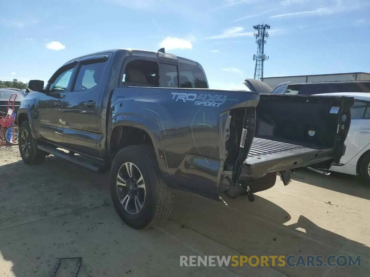 3 Photograph of a damaged car 3TMCZ5AN6KM241197 TOYOTA TACOMA 2019