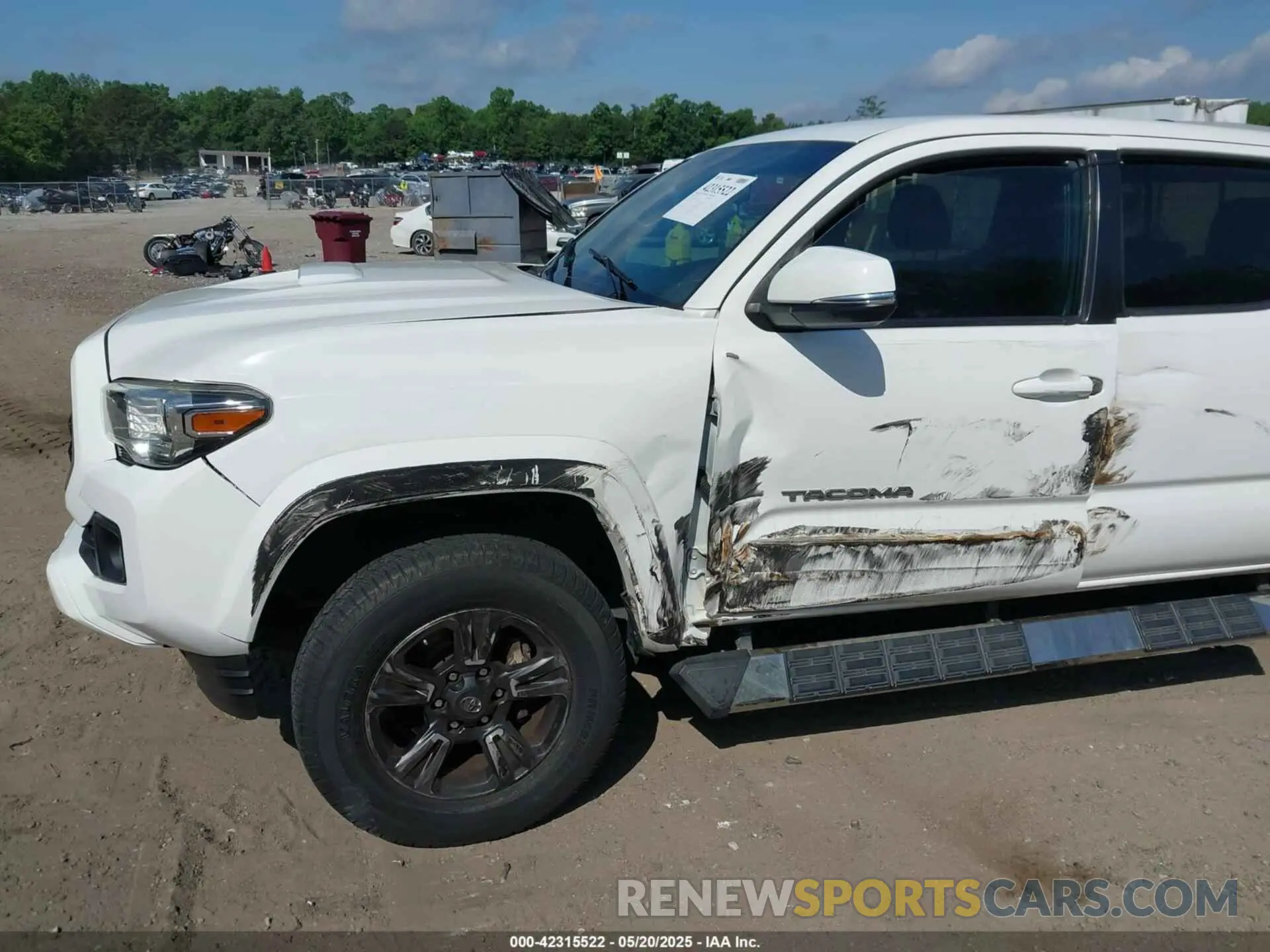 6 Photograph of a damaged car 3TMCZ5AN6KM253480 TOYOTA TACOMA 2019