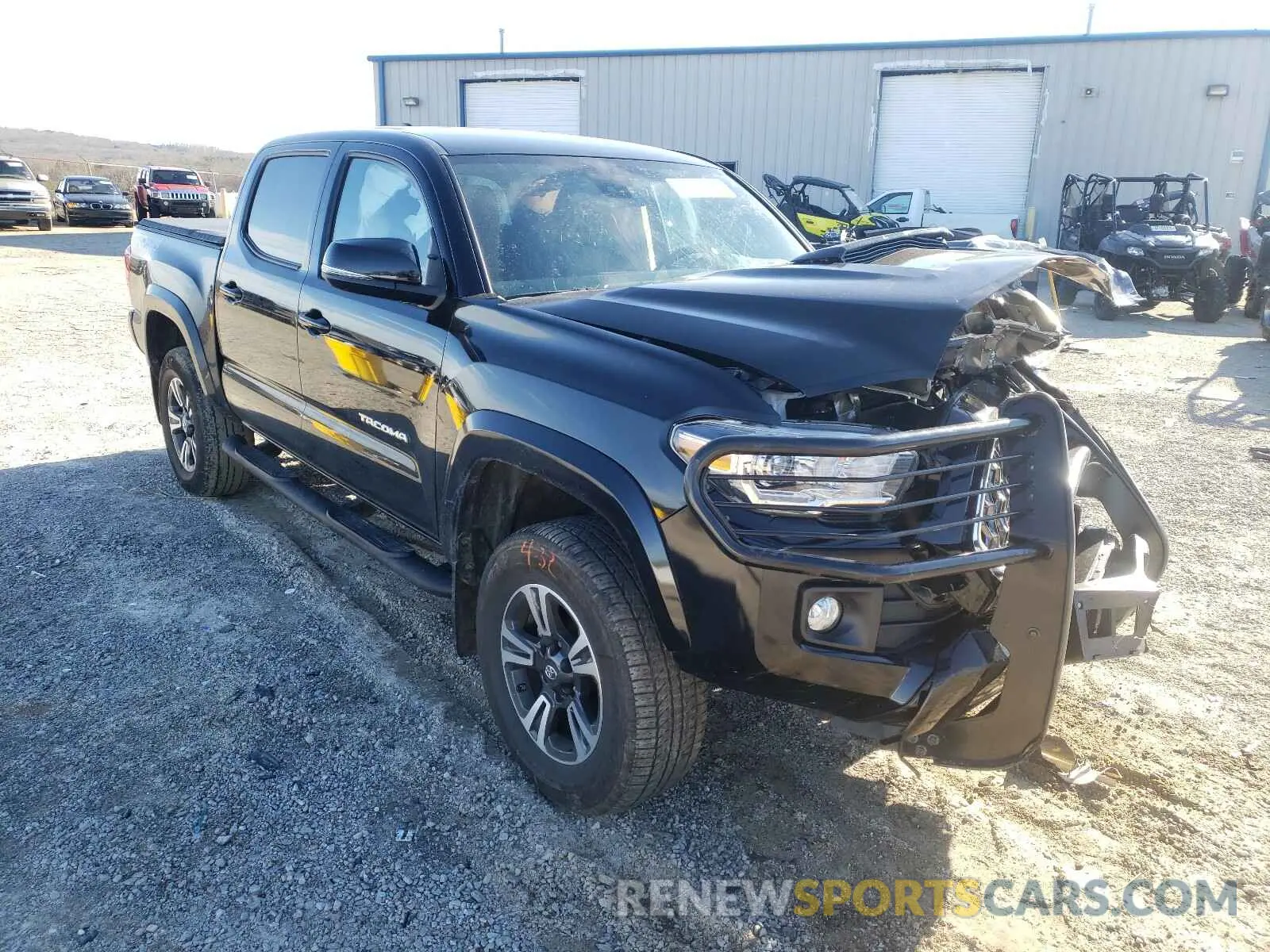 1 Photograph of a damaged car 3TMCZ5AN6KM272689 TOYOTA TACOMA 2019