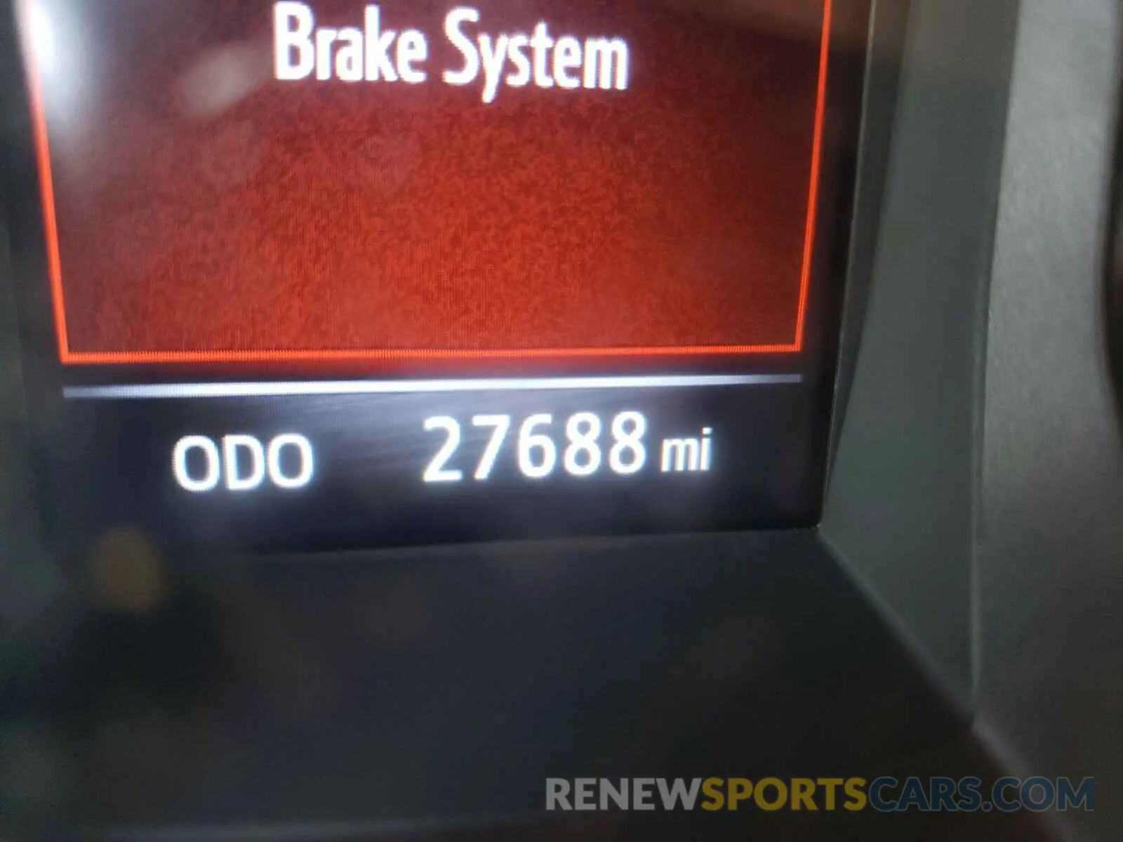 8 Photograph of a damaged car 3TMCZ5AN6KM272689 TOYOTA TACOMA 2019