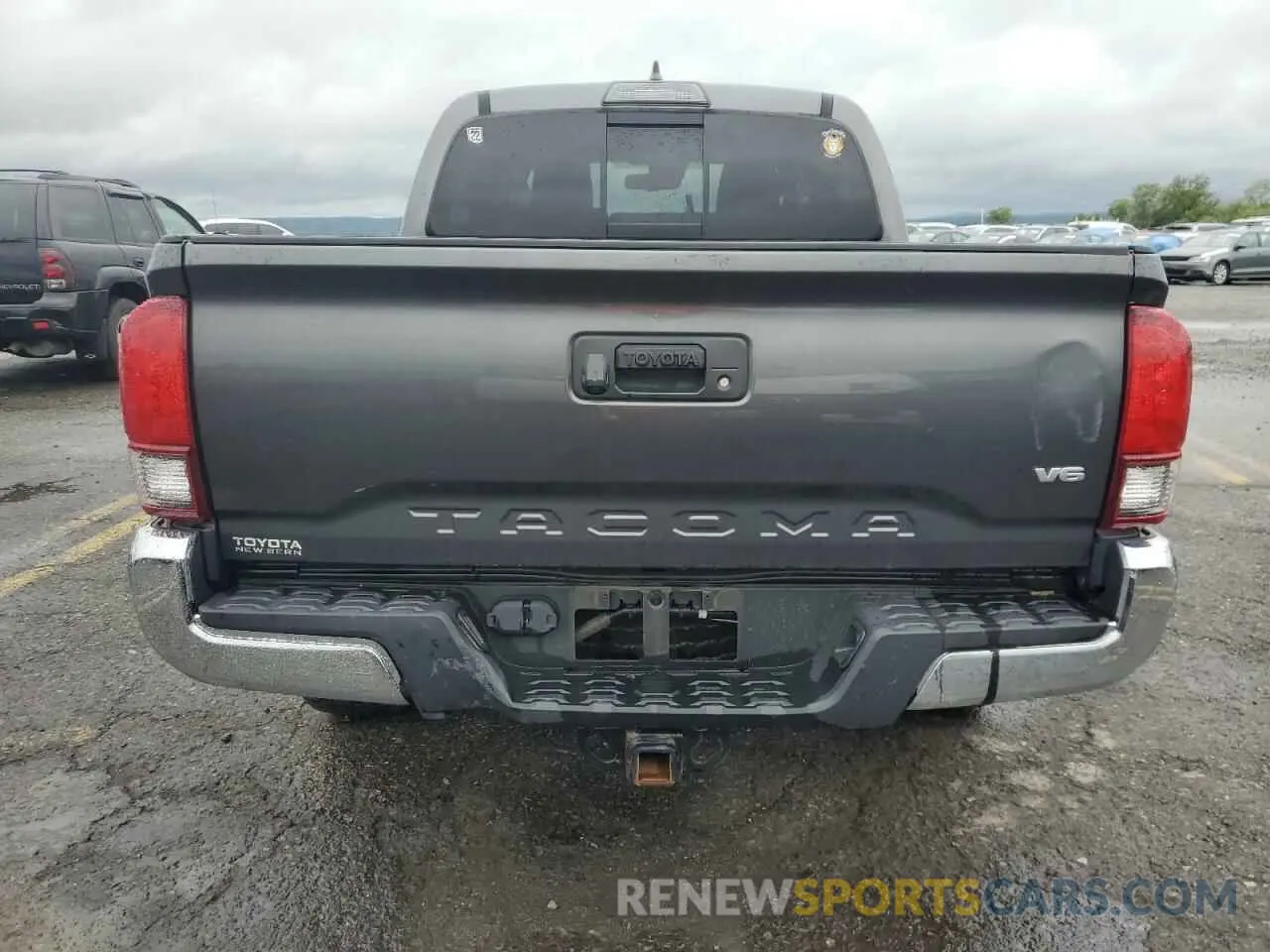 6 Photograph of a damaged car 3TMCZ5AN7KM236400 TOYOTA TACOMA 2019
