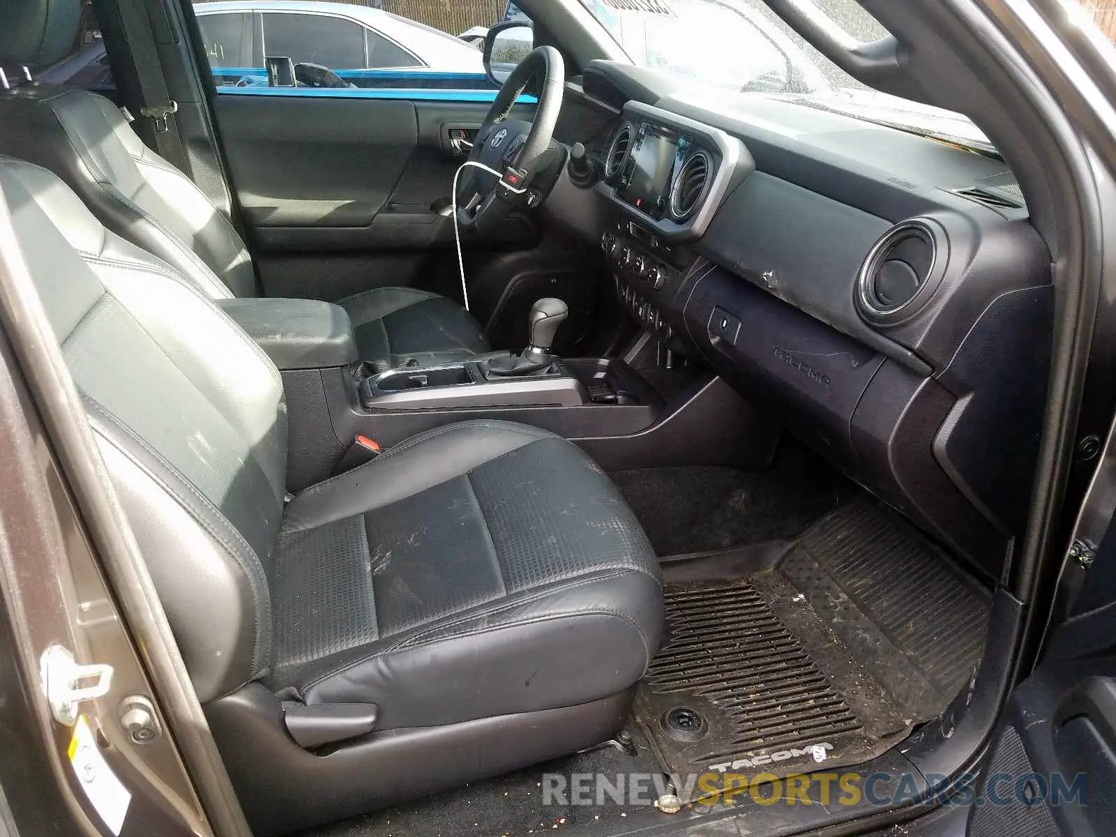 5 Photograph of a damaged car 3TMCZ5AN7KM237627 TOYOTA TACOMA 2019