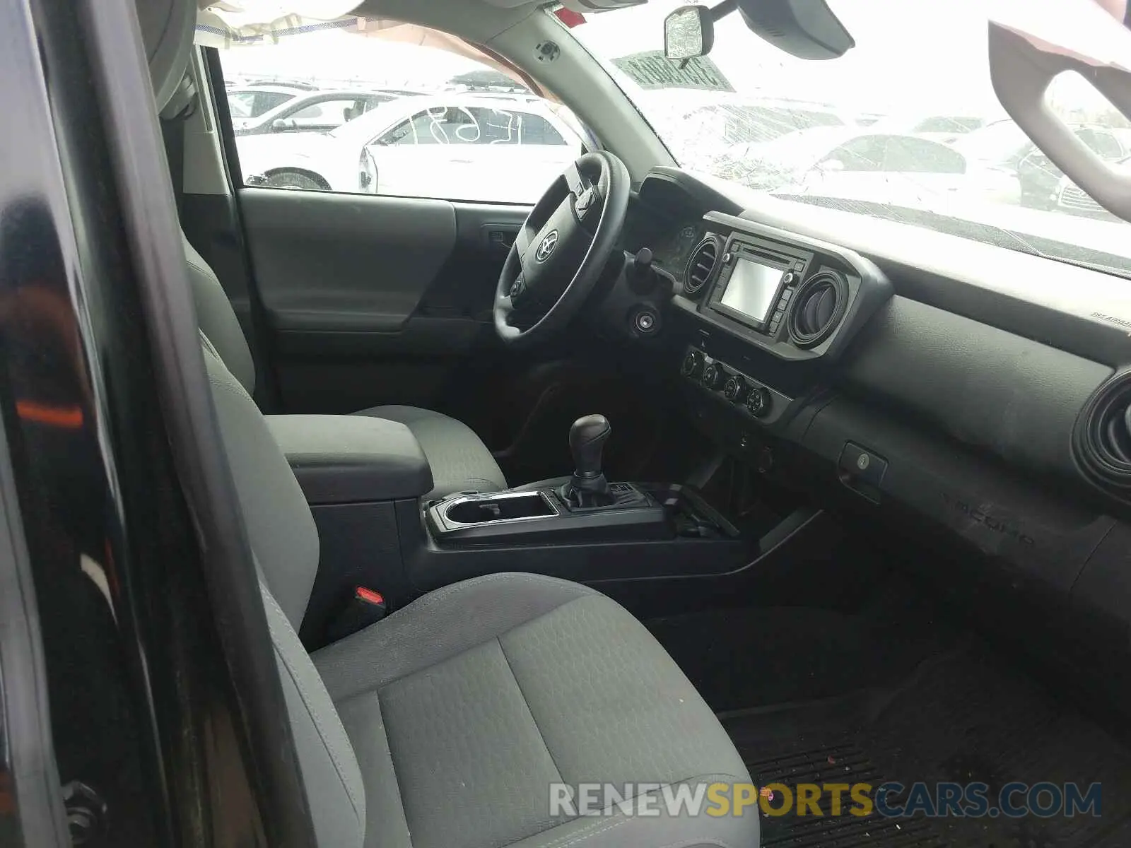 5 Photograph of a damaged car 3TMCZ5AN7KM273348 TOYOTA TACOMA 2019