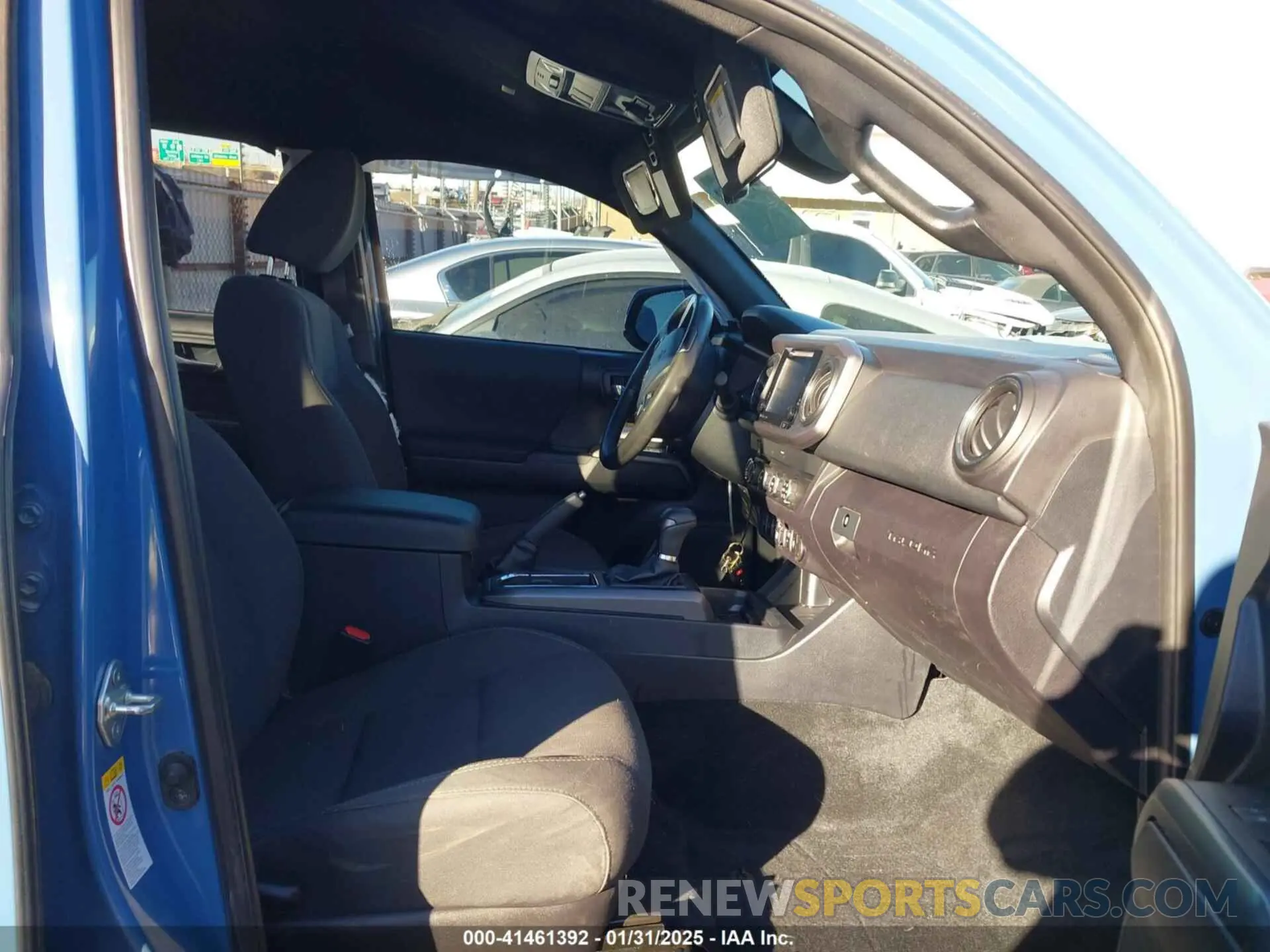 5 Photograph of a damaged car 3TMCZ5AN8KM192469 TOYOTA TACOMA 2019