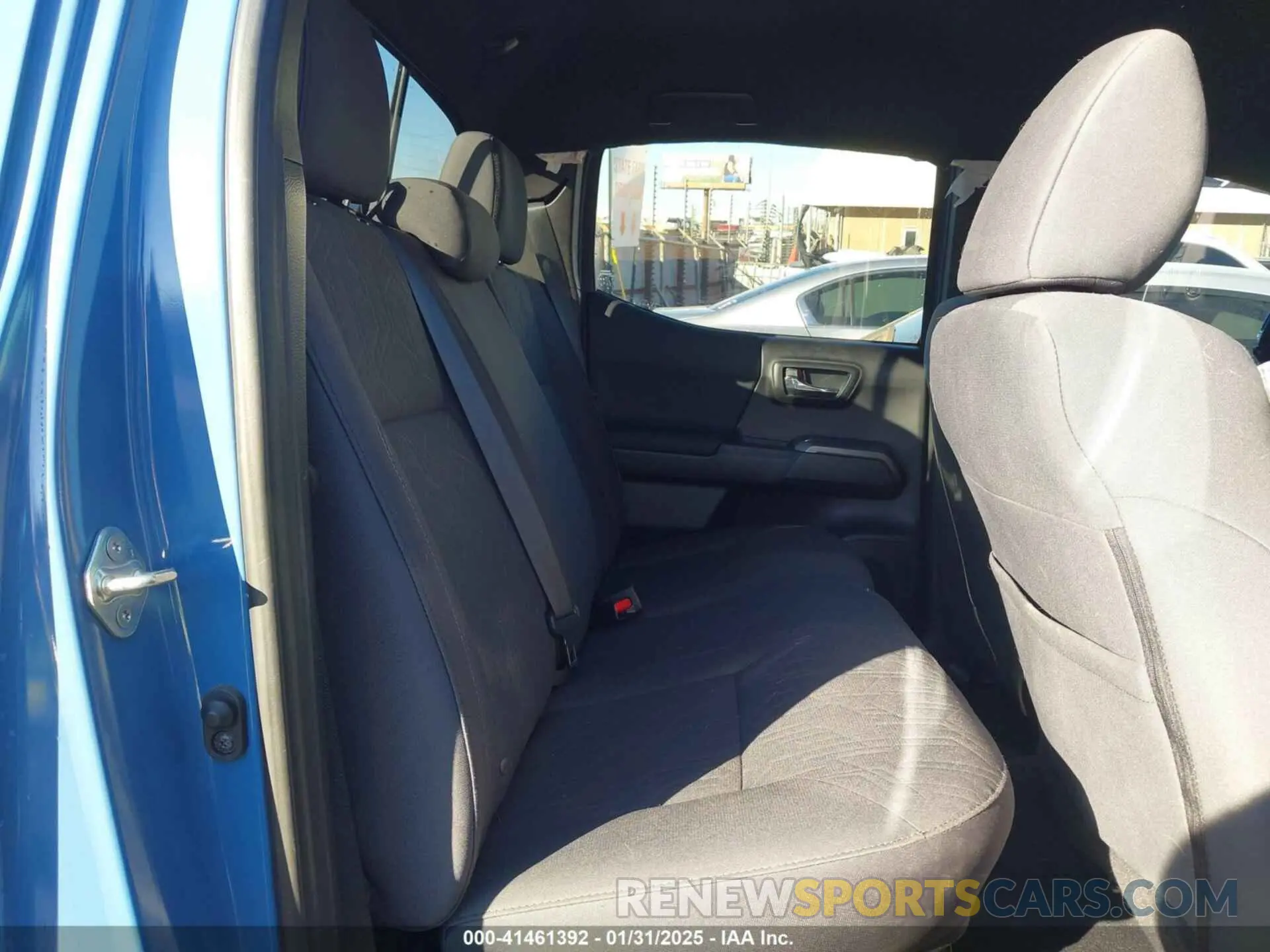 8 Photograph of a damaged car 3TMCZ5AN8KM192469 TOYOTA TACOMA 2019