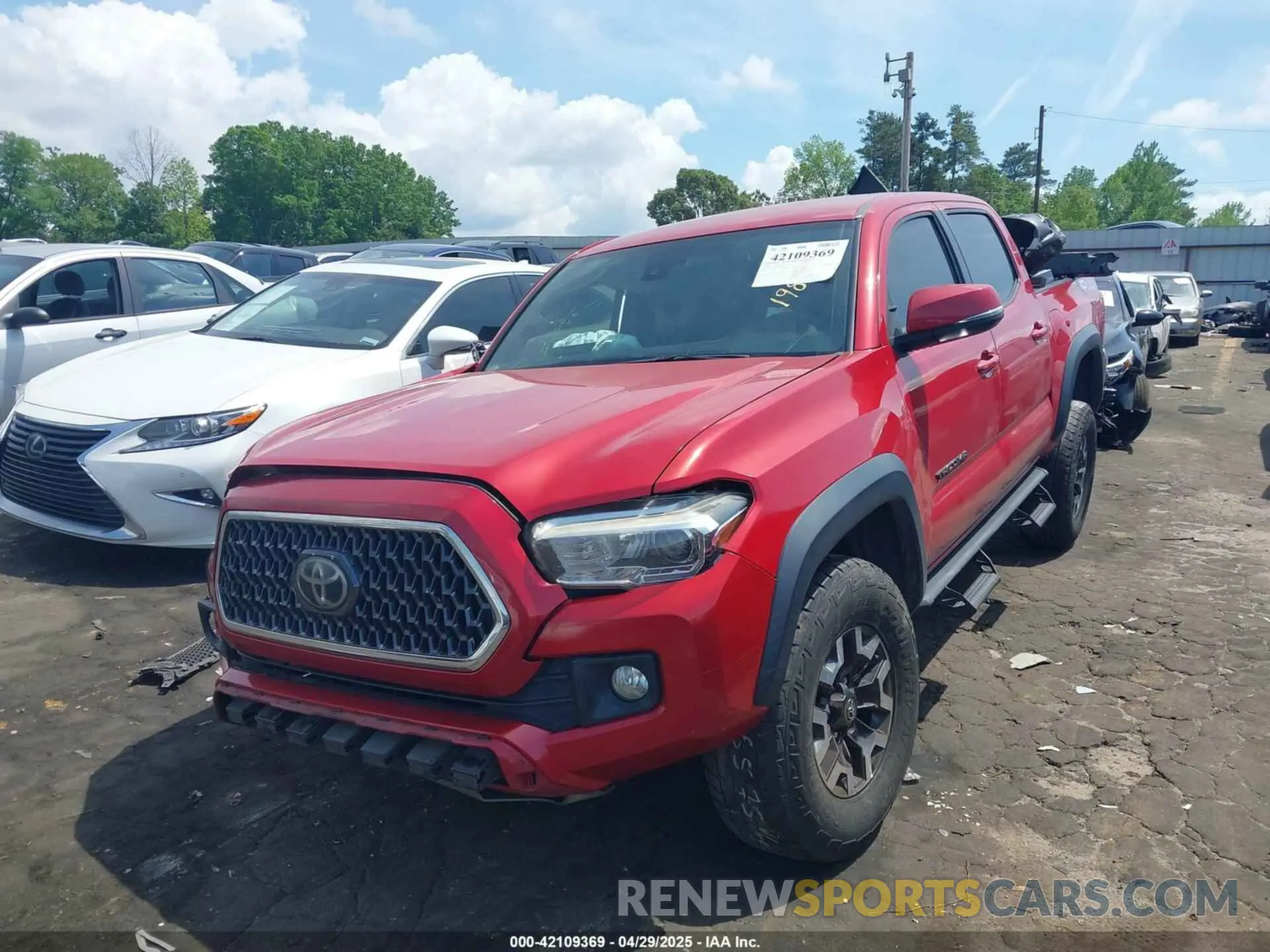 2 Photograph of a damaged car 3TMCZ5AN8KM198613 TOYOTA TACOMA 2019