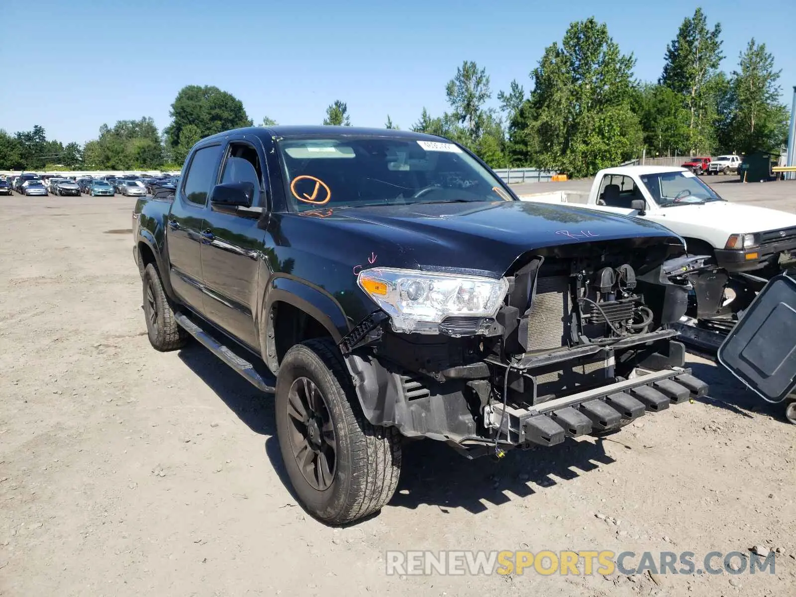 1 Photograph of a damaged car 3TMCZ5AN8KM236647 TOYOTA TACOMA 2019