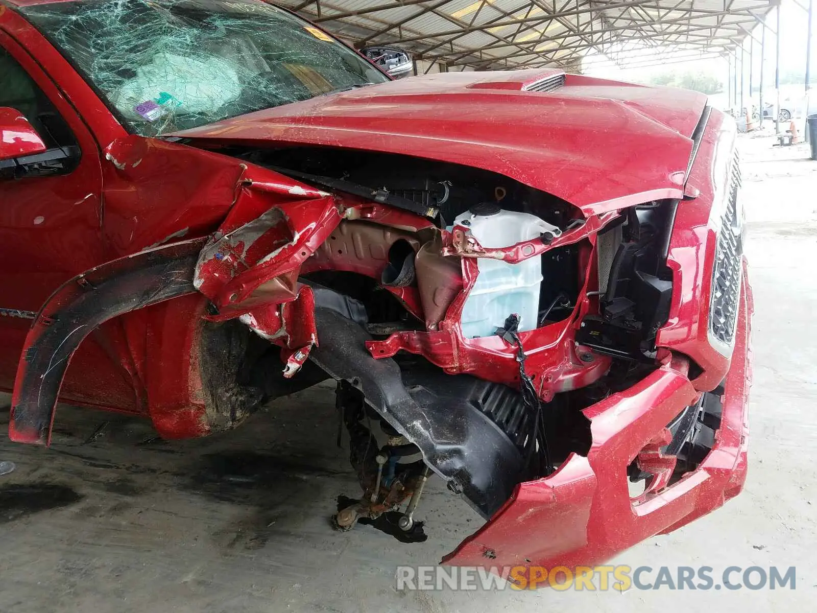 9 Photograph of a damaged car 3TMCZ5AN8KM256395 TOYOTA TACOMA 2019