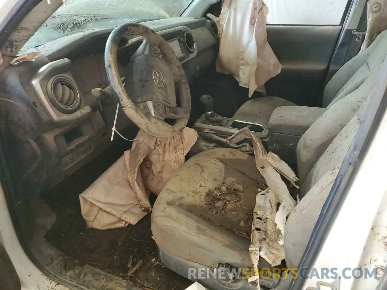 7 Photograph of a damaged car 3TMCZ5AN8KM282849 TOYOTA TACOMA 2019