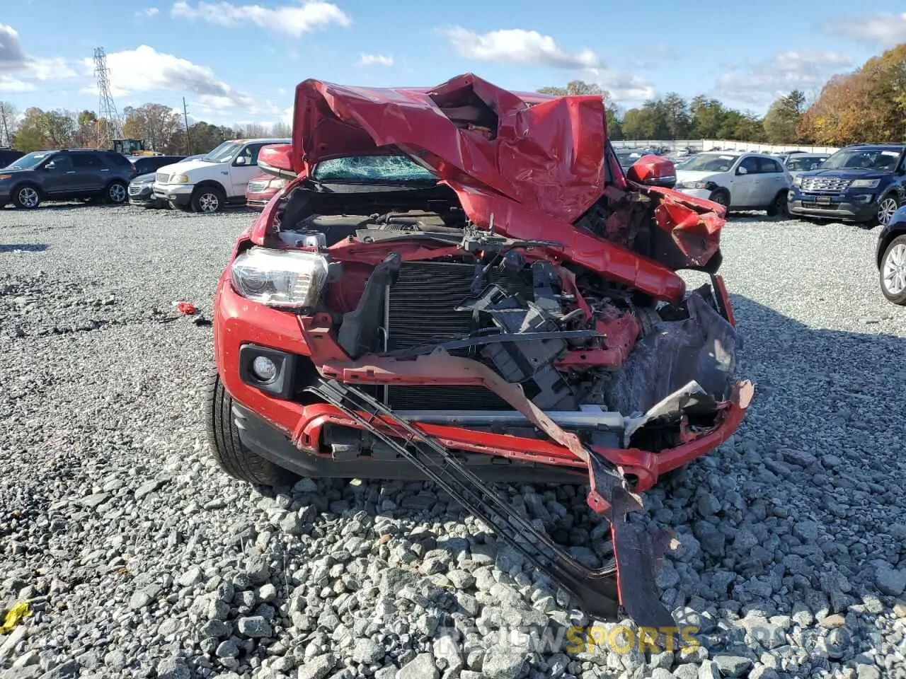 5 Photograph of a damaged car 3TMCZ5AN9KM204256 TOYOTA TACOMA 2019