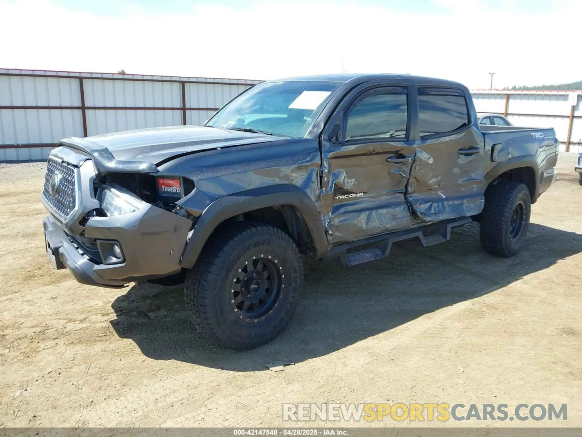 2 Фотография поврежденного автомобиля 3TMCZ5ANXKM191842 TOYOTA TACOMA 2019