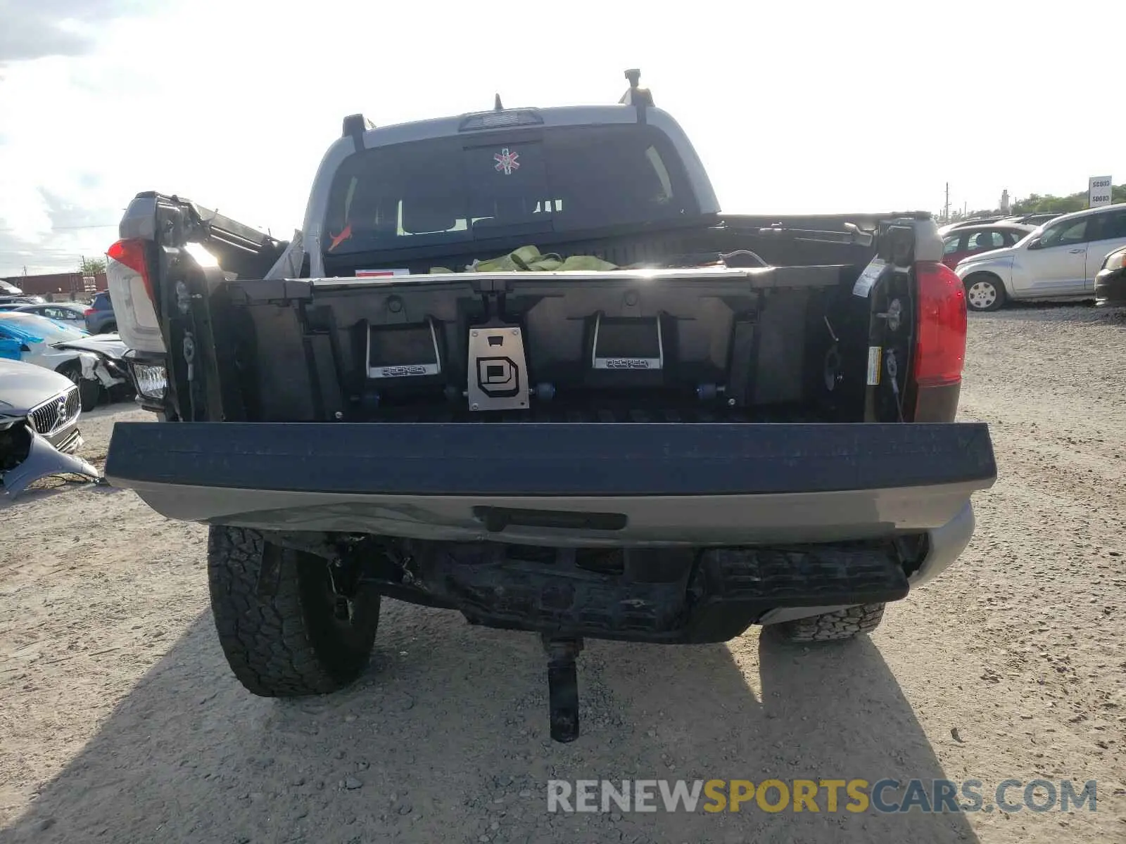 9 Photograph of a damaged car 3TMCZ5ANXKM231756 TOYOTA TACOMA 2019