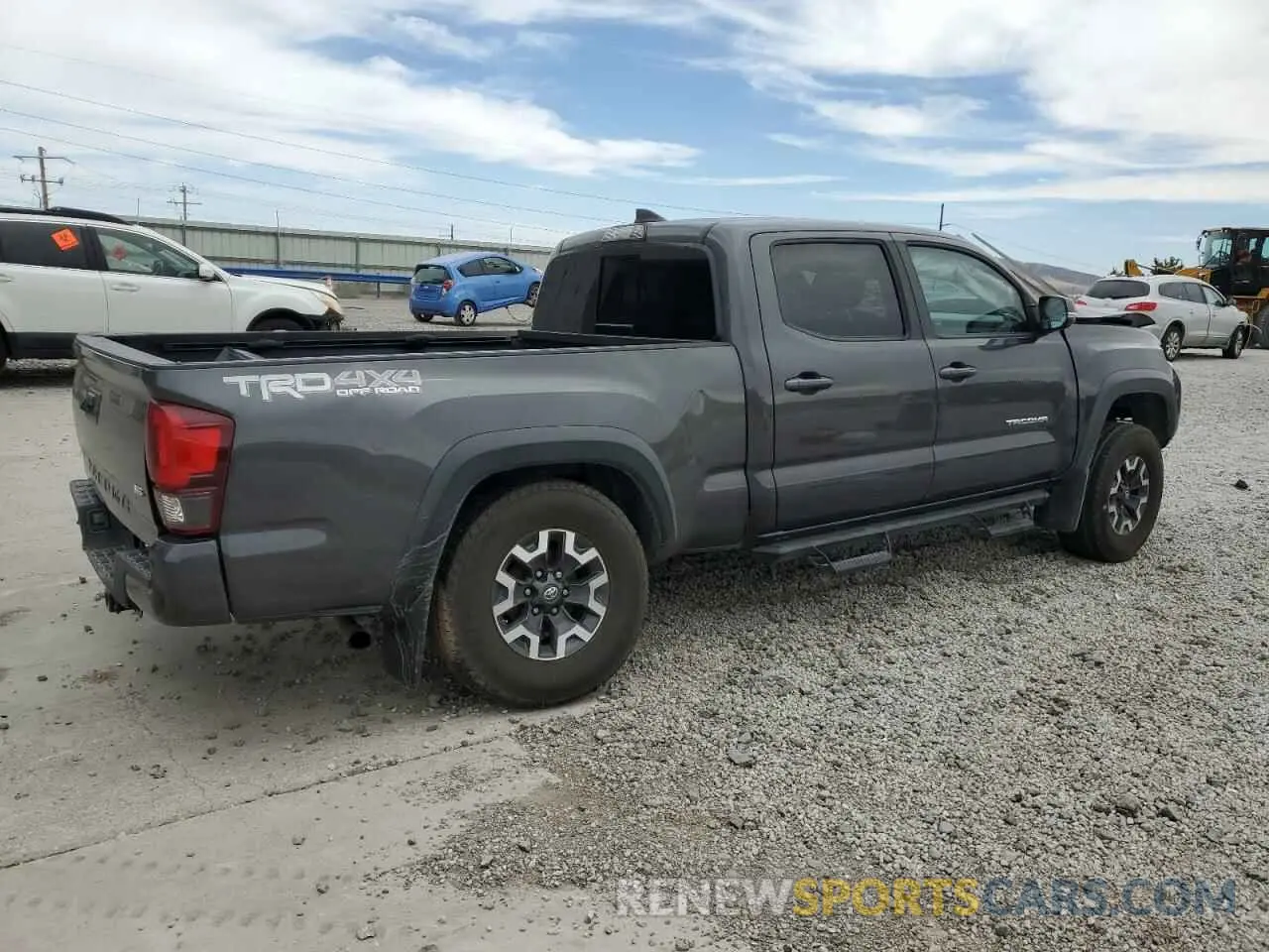 3 Фотография поврежденного автомобиля 3TMDZ5BN1KM057823 TOYOTA TACOMA 2019