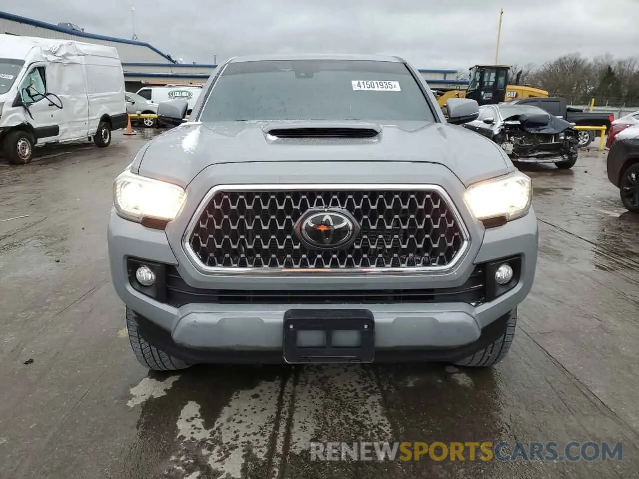 5 Photograph of a damaged car 3TMDZ5BN1KM078557 TOYOTA TACOMA 2019