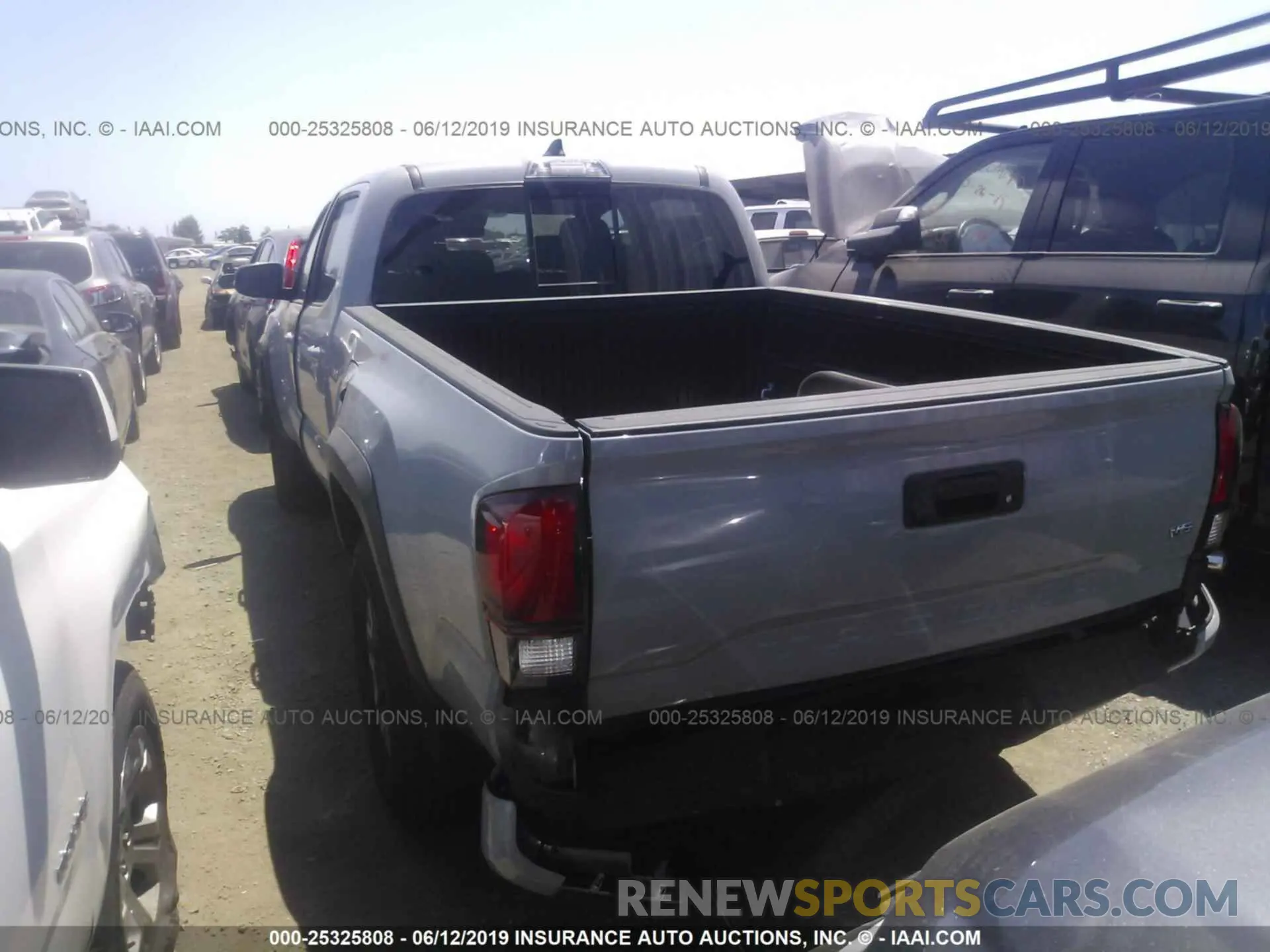 3 Photograph of a damaged car 3TMDZ5BN2KM070774 TOYOTA TACOMA 2019