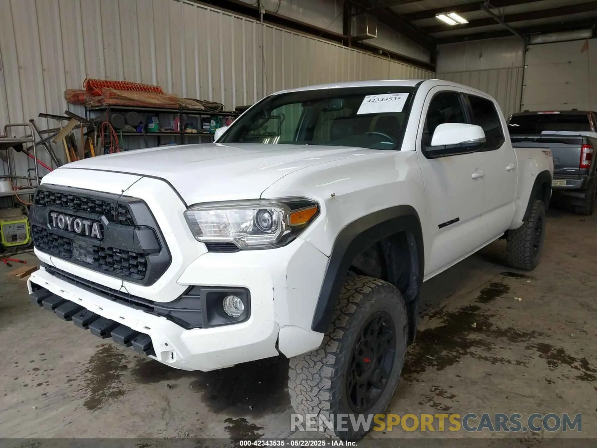 2 Фотография поврежденного автомобиля 3TMDZ5BN3KM071352 TOYOTA TACOMA 2019