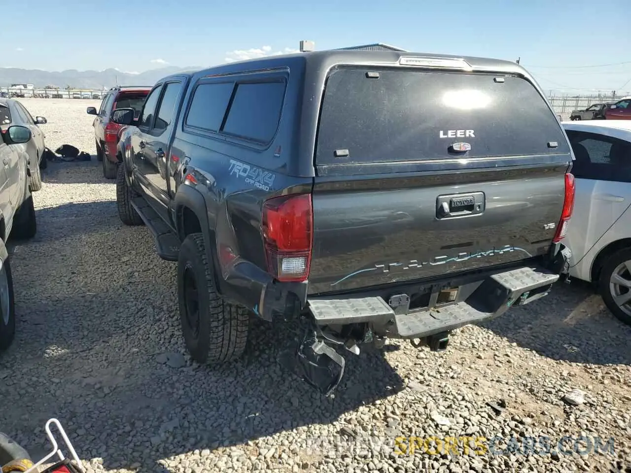3 Photograph of a damaged car 3TMDZ5BN5KM055301 TOYOTA TACOMA 2019