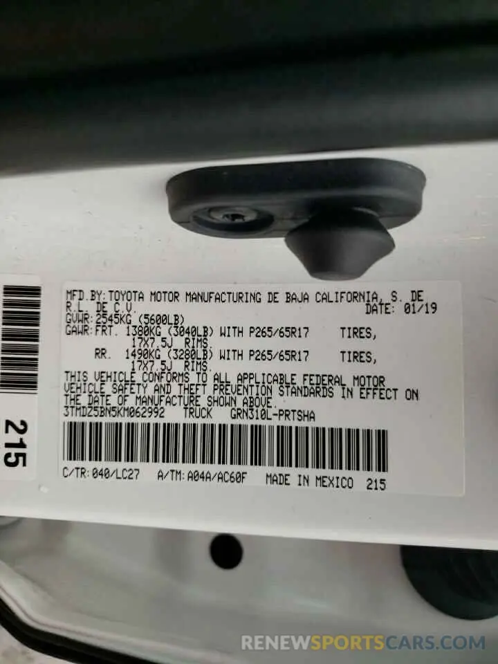 10 Photograph of a damaged car 3TMDZ5BN5KM062992 TOYOTA TACOMA 2019