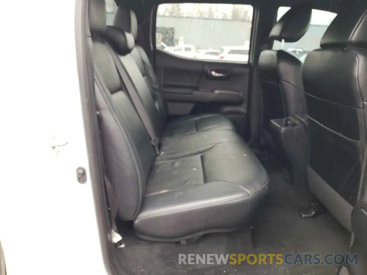 6 Photograph of a damaged car 3TMDZ5BN5KM062992 TOYOTA TACOMA 2019