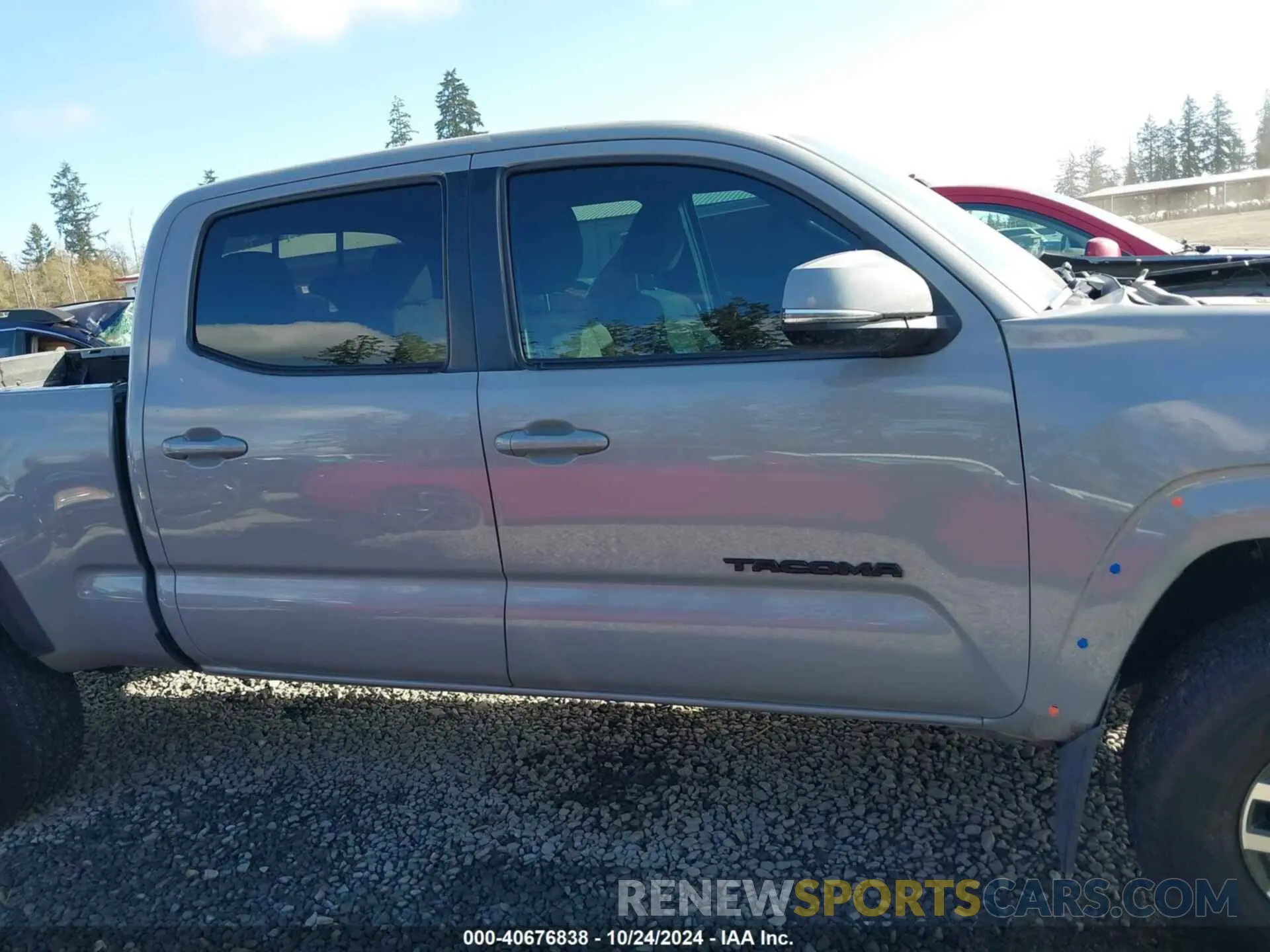 14 Photograph of a damaged car 3TMDZ5BN6KM071135 TOYOTA TACOMA 2019