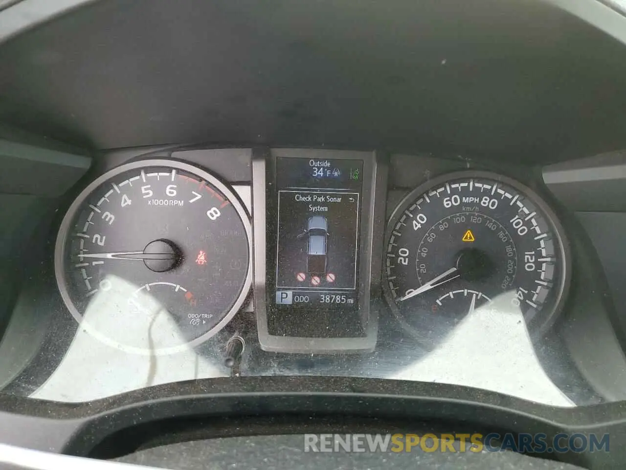 9 Photograph of a damaged car 3TMDZ5BN7KM077462 TOYOTA TACOMA 2019