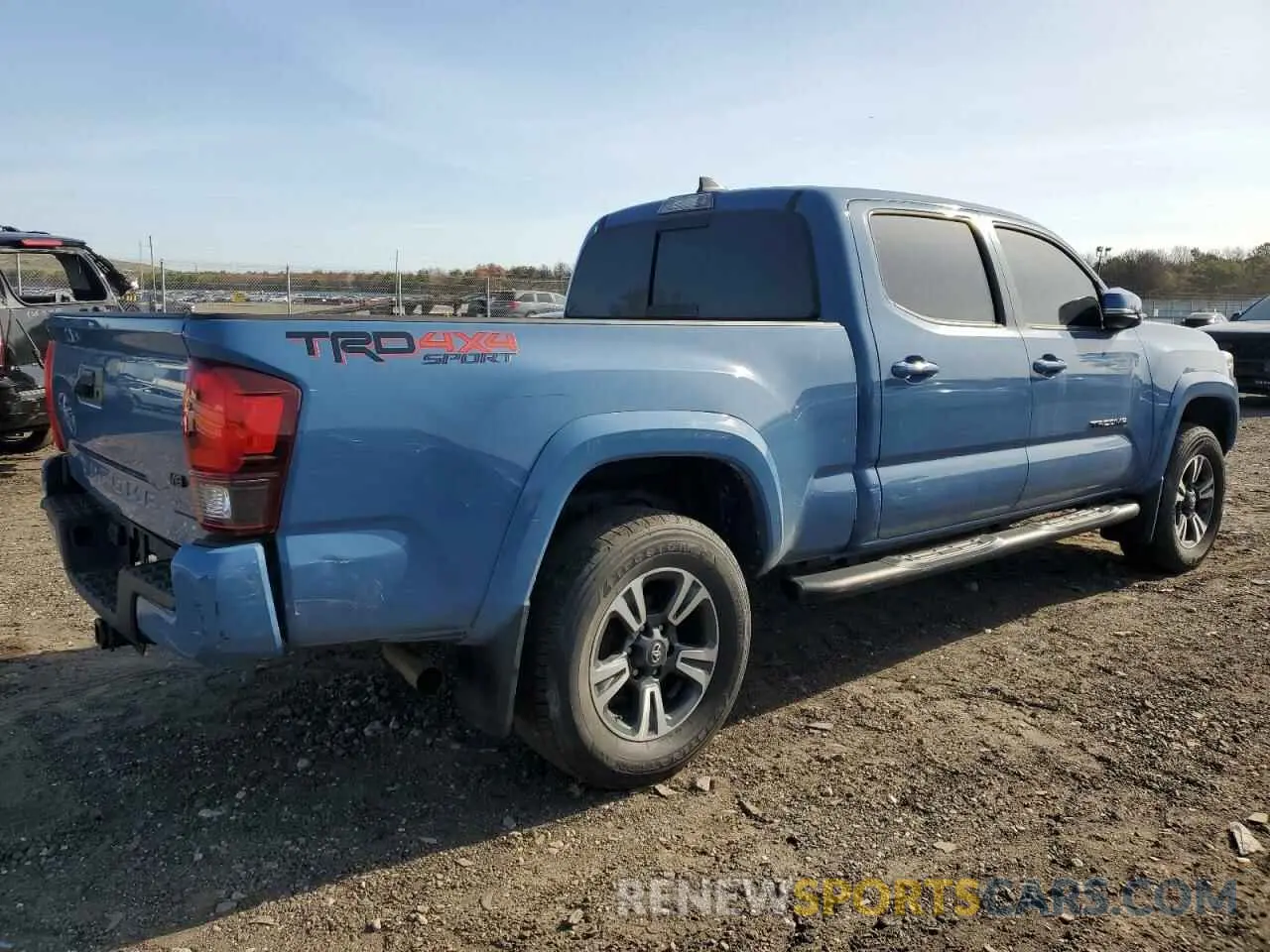 3 Фотография поврежденного автомобиля 3TMDZ5BNXKM073910 TOYOTA TACOMA 2019
