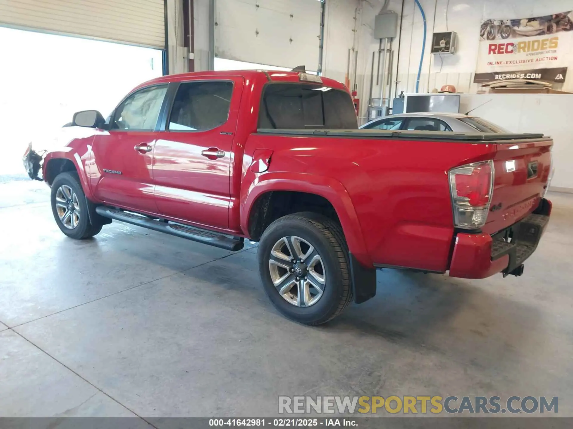 3 Photograph of a damaged car 3TMGZ5AN5KM270398 TOYOTA TACOMA 2019