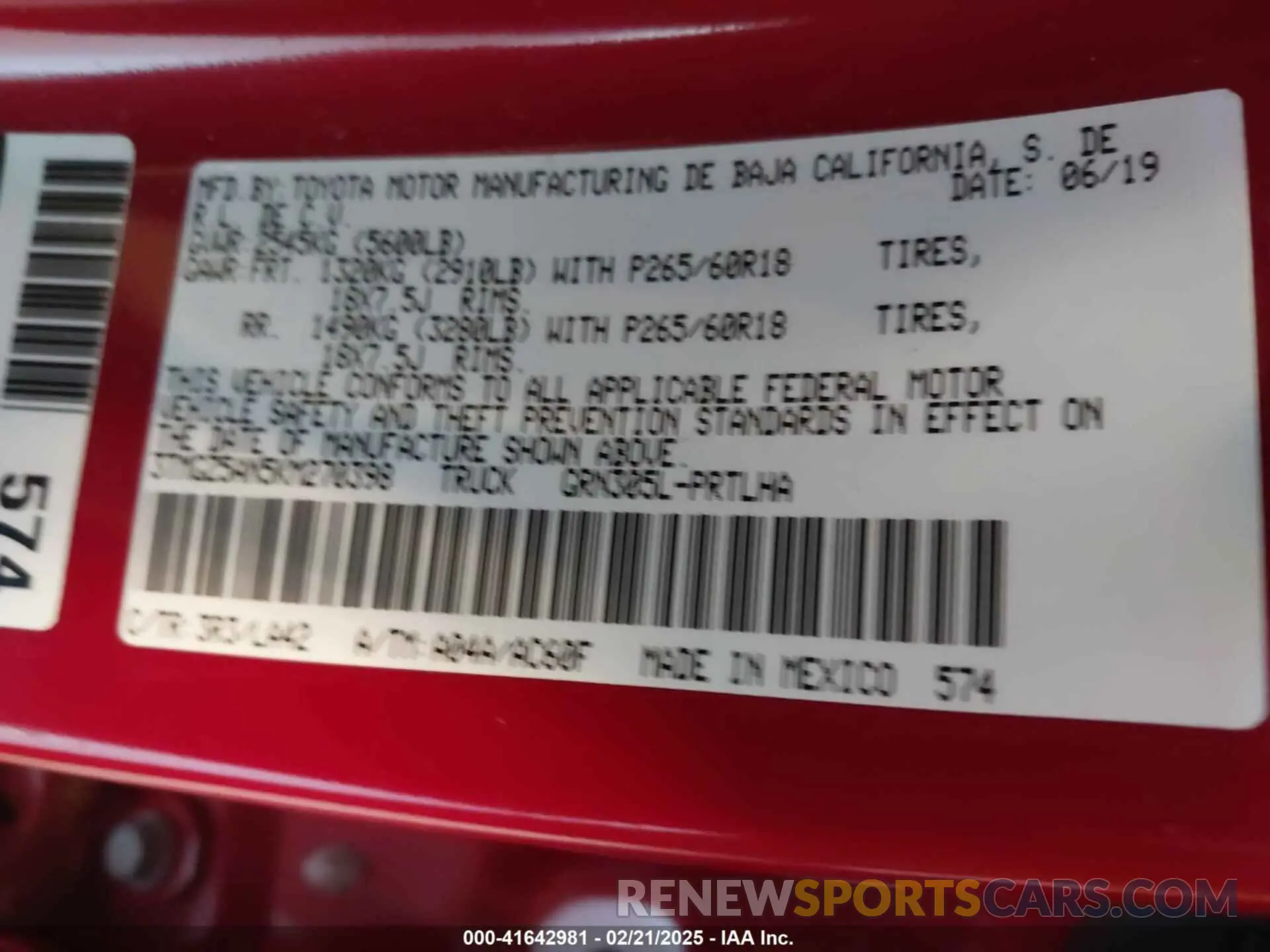 9 Photograph of a damaged car 3TMGZ5AN5KM270398 TOYOTA TACOMA 2019