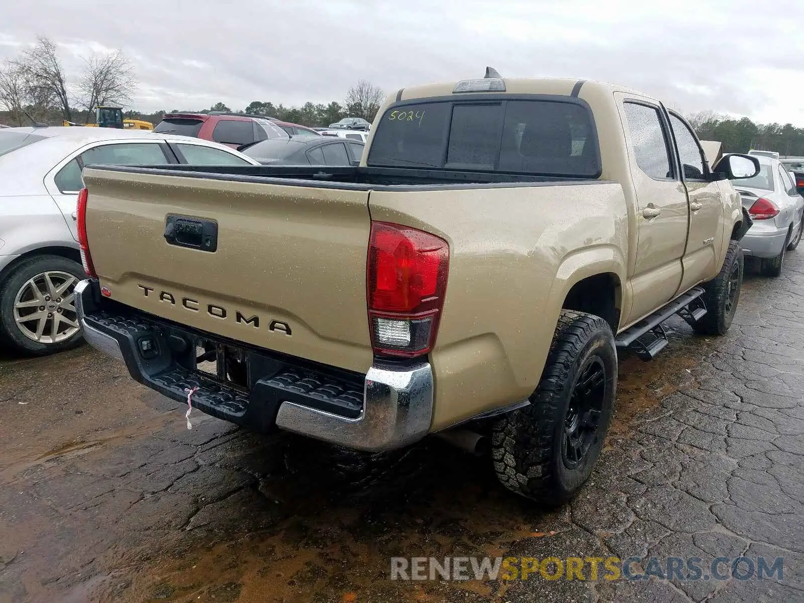 4 Photograph of a damaged car 5TFAX5GN1KX145024 TOYOTA TACOMA 2019