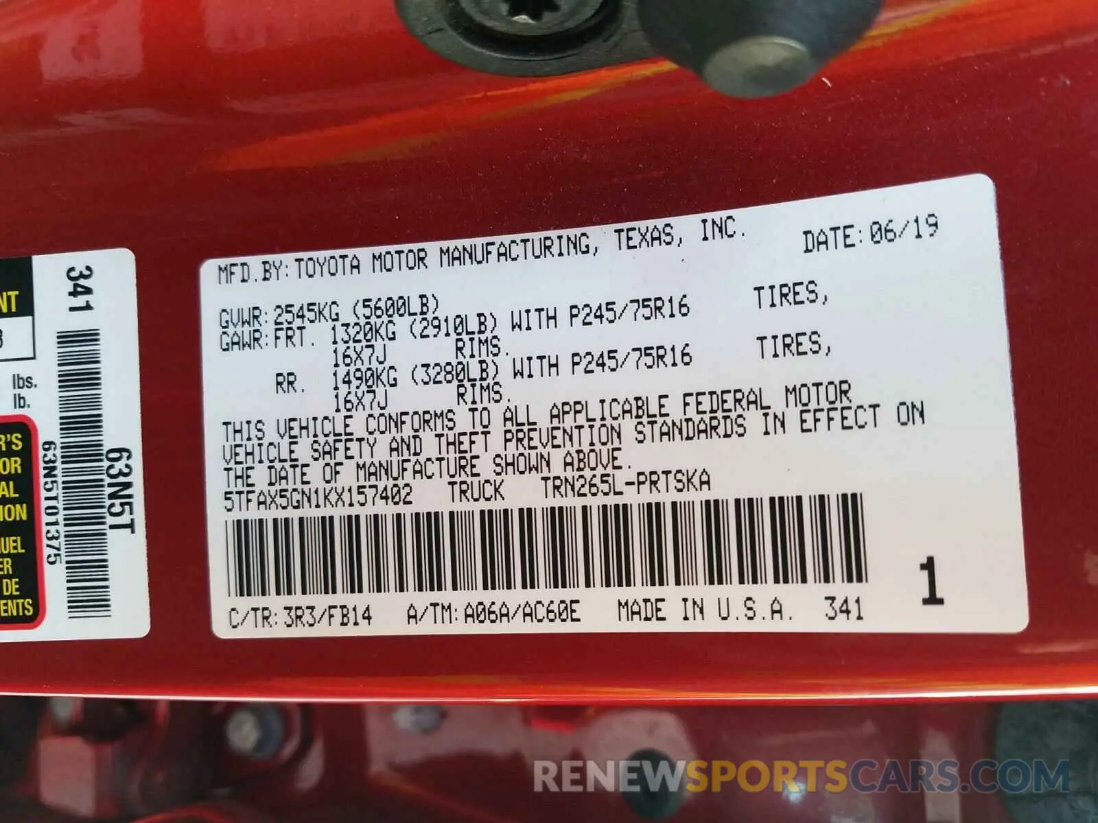 10 Photograph of a damaged car 5TFAX5GN1KX157402 TOYOTA TACOMA 2019