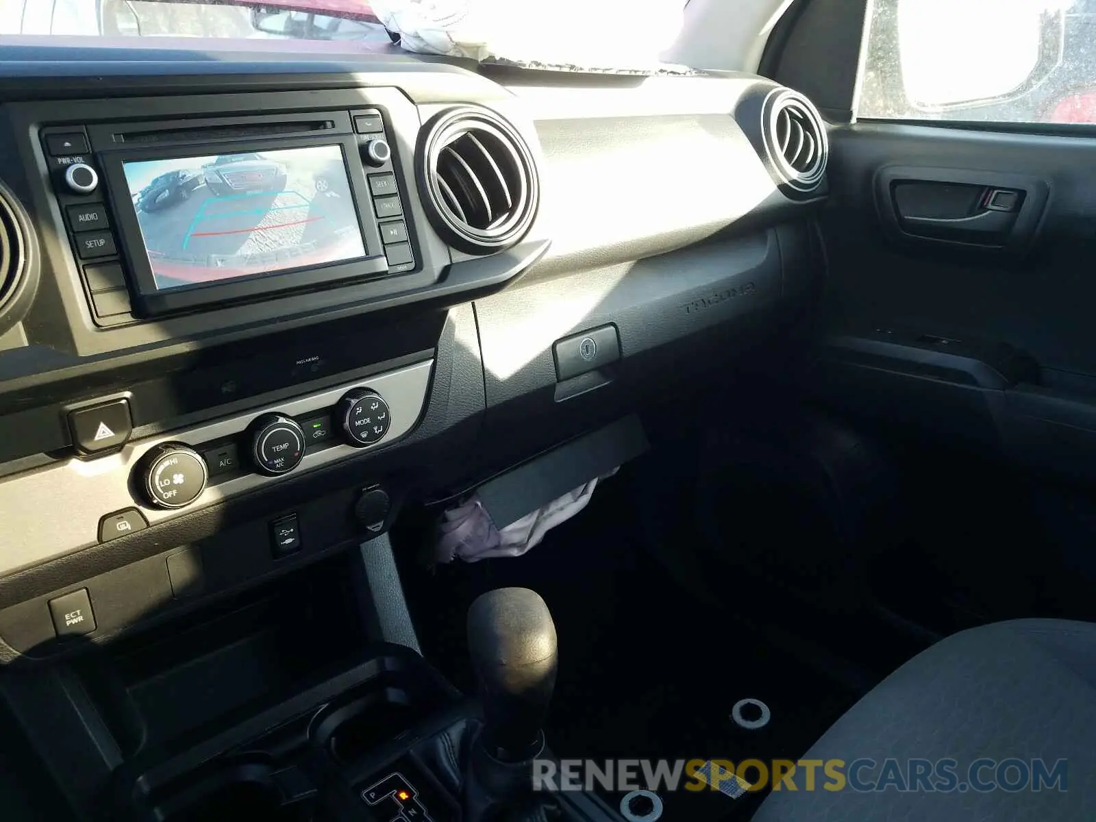 9 Photograph of a damaged car 5TFAX5GN1KX157402 TOYOTA TACOMA 2019